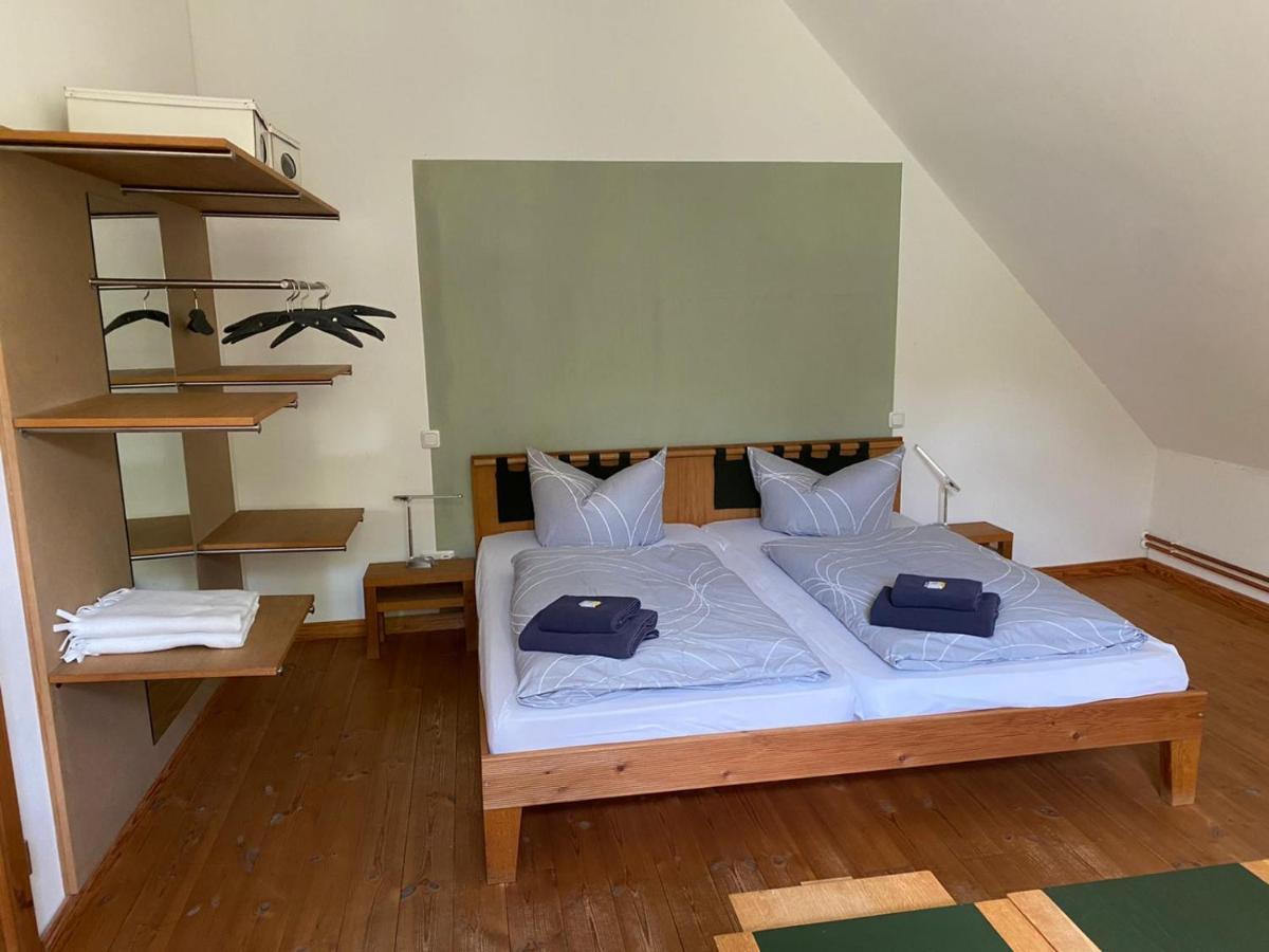 Gutshaus Mit Seeblick - Oekologisch & Nachhaltig Lubow Esterno foto