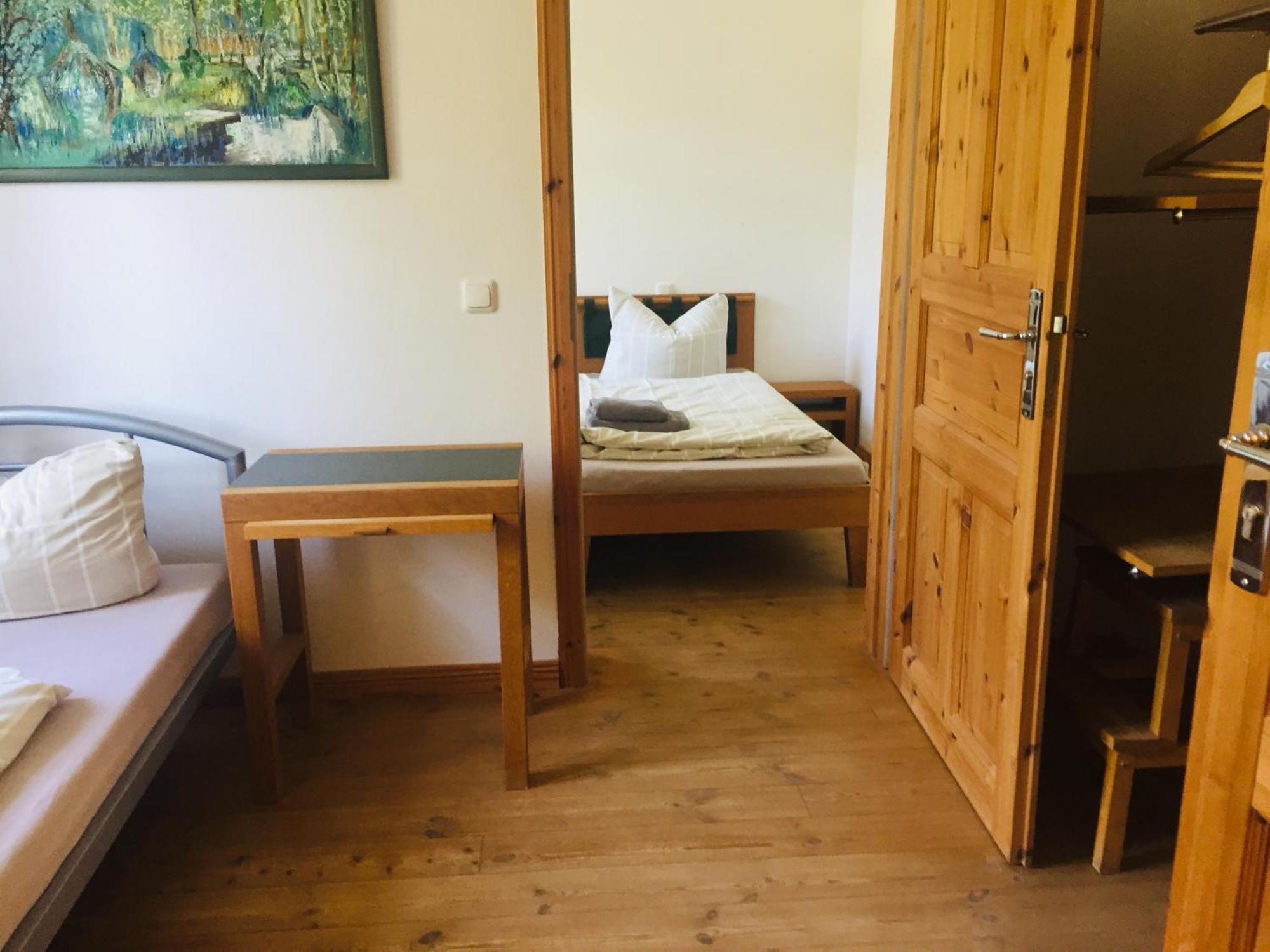 Gutshaus Mit Seeblick - Oekologisch & Nachhaltig Lubow Esterno foto